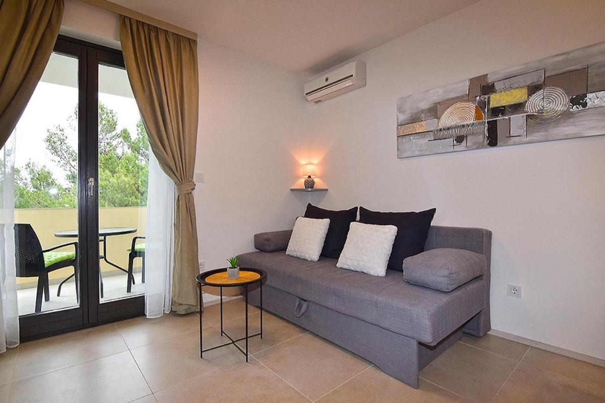 Sole Pula Apartman-Near Beach Εξωτερικό φωτογραφία